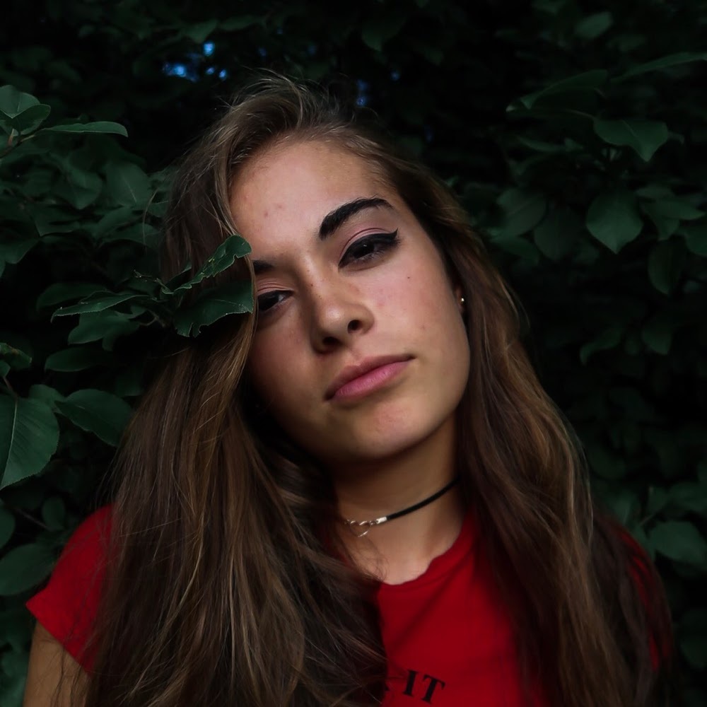 Meet your Posher, Alayna